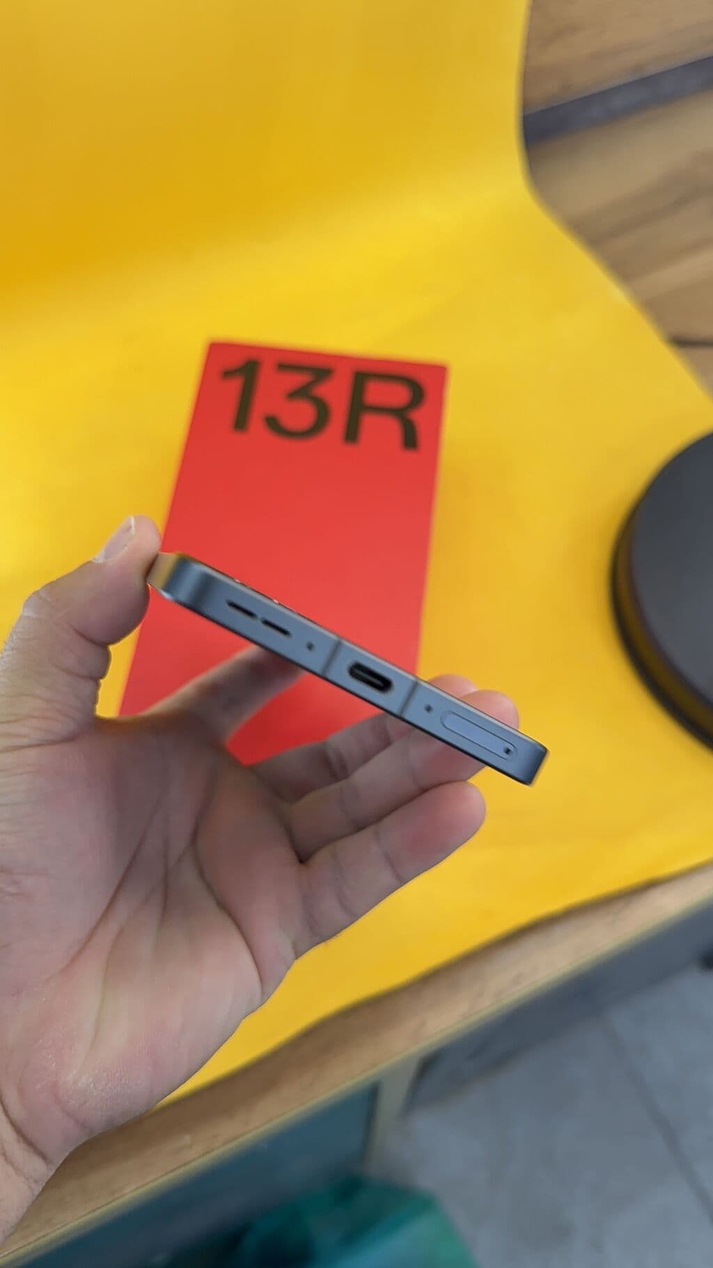 OnePlus 13R, Б/у, 256 ГБ, 2 SIM 4 из 14