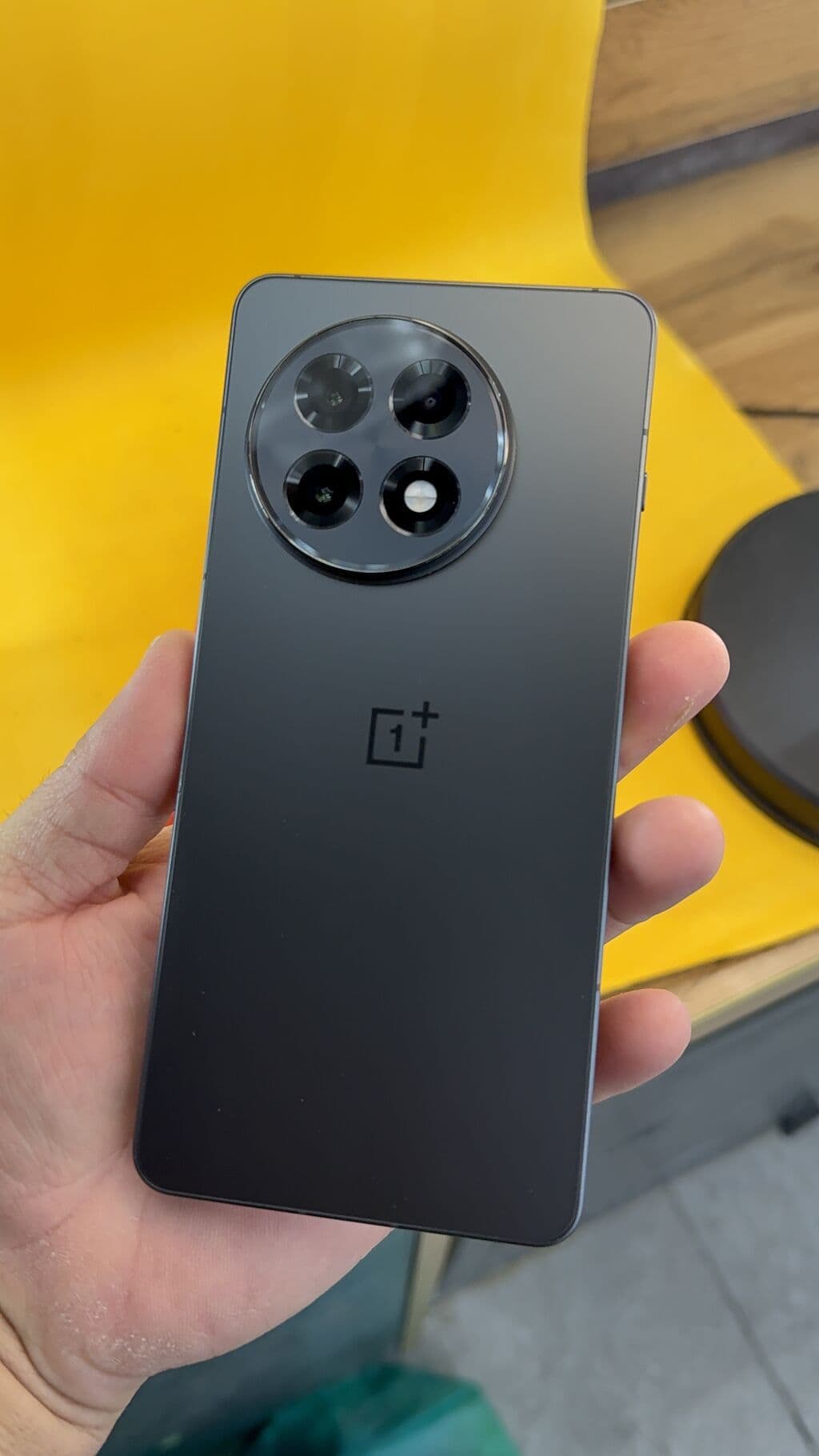 OnePlus 13R, Б/у, 256 ГБ, 2 SIM 11 из 14
