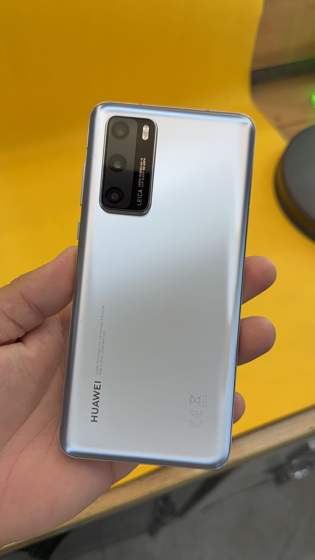 Huawei P40 4G, Б/у, 128 ГБ, 2 SIM 10 из 12