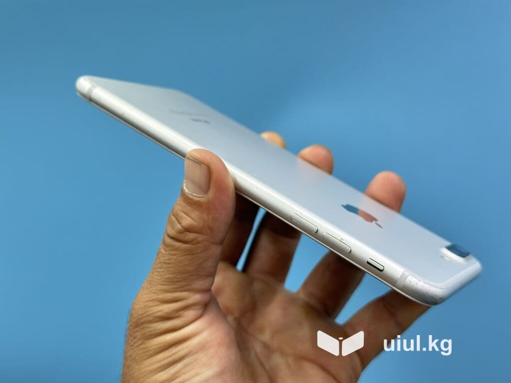 IPhone 7 Plus, Б/у, 256 ГБ, Серебристый, Чехол, 76 % 4 из 14