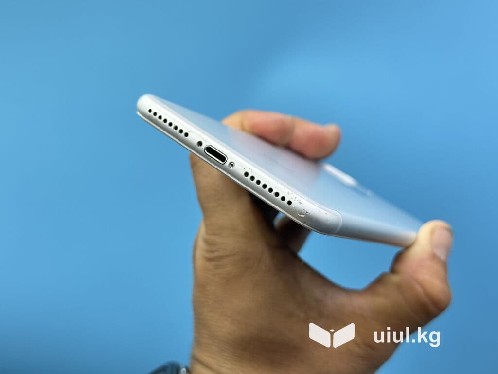 IPhone 7 Plus, Б/у, 256 ГБ, Серебристый, Чехол, 76 % 6 из 14