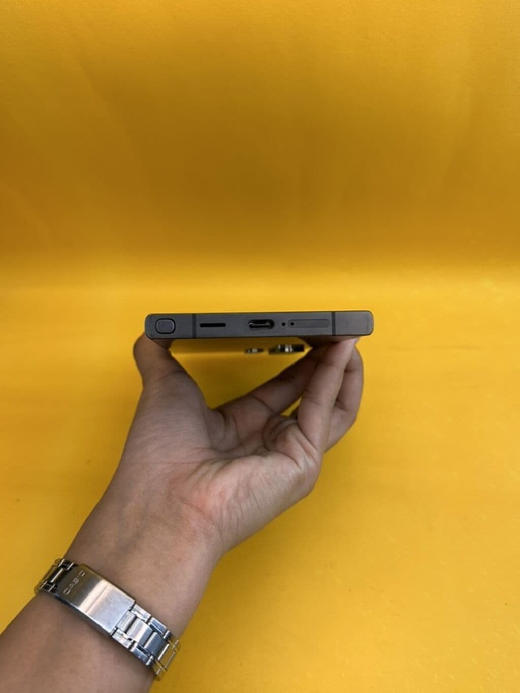 Samsung Galaxy S24 Ultra, Б/у, 512 ГБ, цвет - Серый, В рассрочку, 1 SIM, eSIM 5 из 7