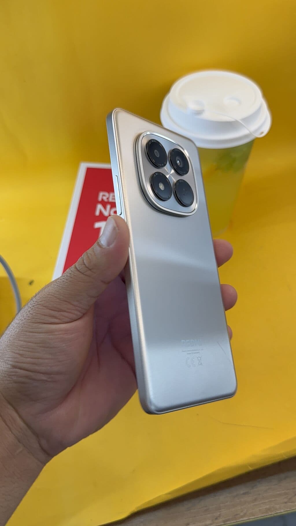 Redmi, Redmi Note 15 Pro, Б/у, 256 ГБ, 2 SIM 10 из 16