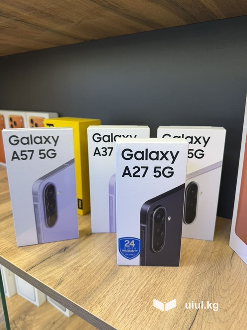 Смартфоны Samsung Galaxy с поддержкой 5G — в фирменных запечатанных