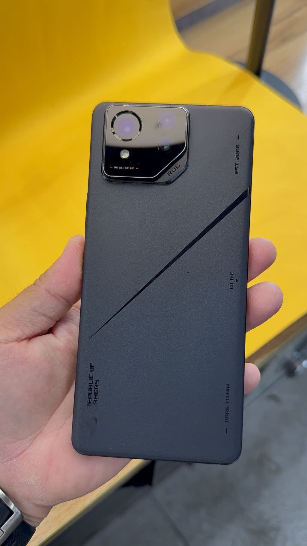 Asus ROG Phone 8 Pro, Б/у, 512 ГБ, 2 SIM 4 из 13