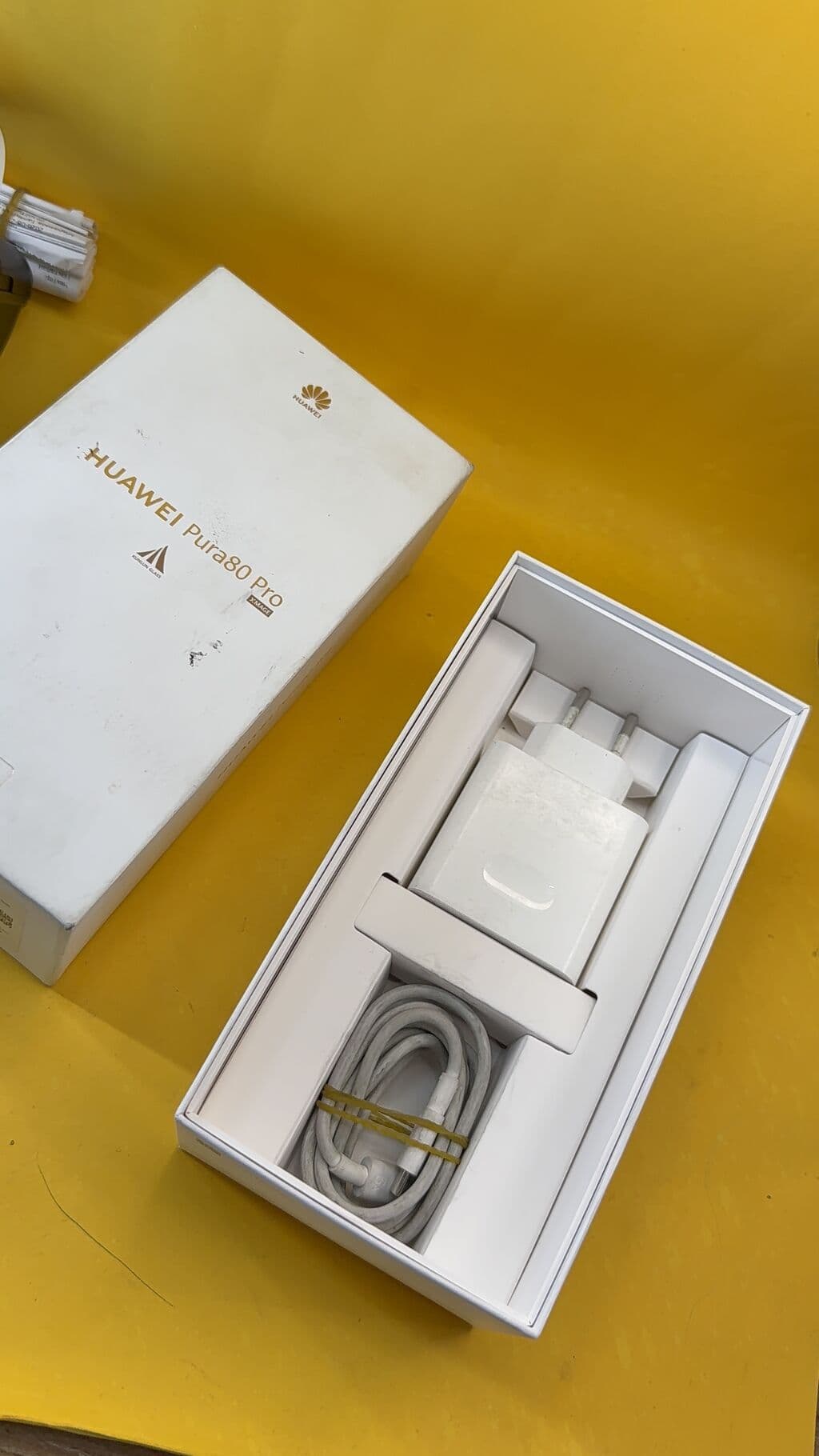 Huawei Pura 70 Ultra, Б/у, 512 ГБ, 2 SIM, eSIM 4 из 12