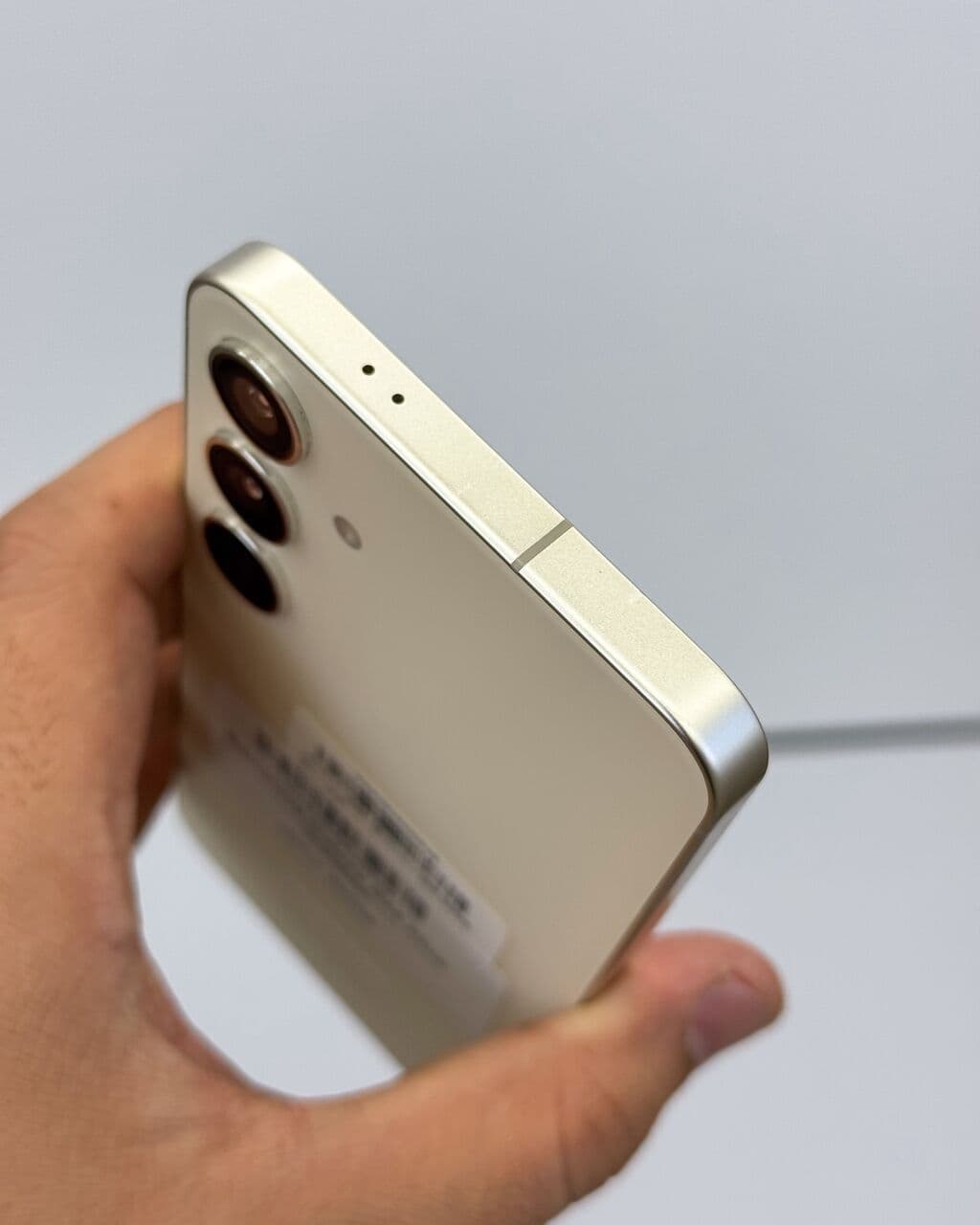 Samsung Galaxy S24+, Б/у, 256 ГБ, цвет - Бежевый, В рассрочку, 1 SIM, eSIM 5 из 6
