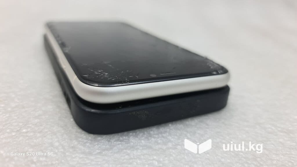 IPhone 11, Б/у, 128 ГБ, Белый, Чехол, 92 % 4 из 8