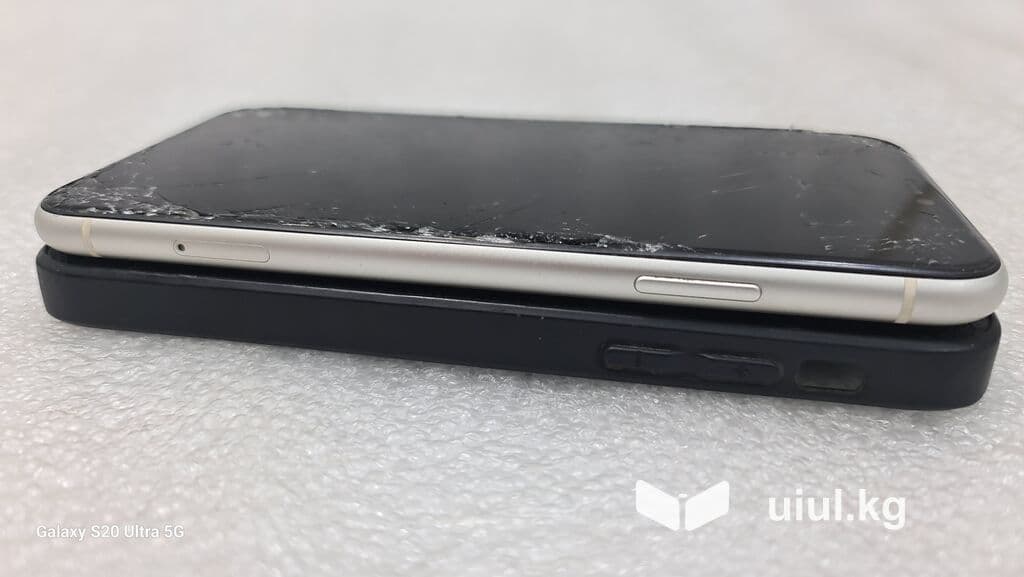IPhone 11, Б/у, 128 ГБ, Белый, Чехол, 92 % 5 из 8