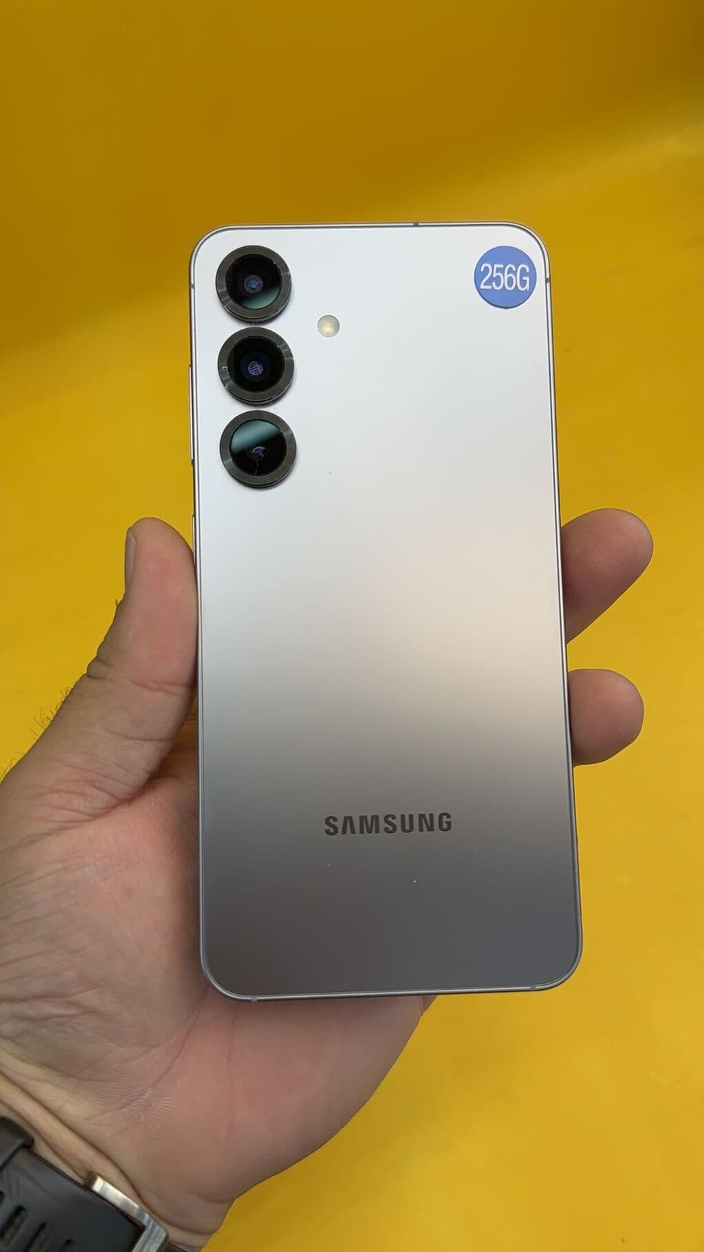 Samsung Galaxy S25, Б/у, 256 ГБ, 1 SIM, eSIM 1 из 11
