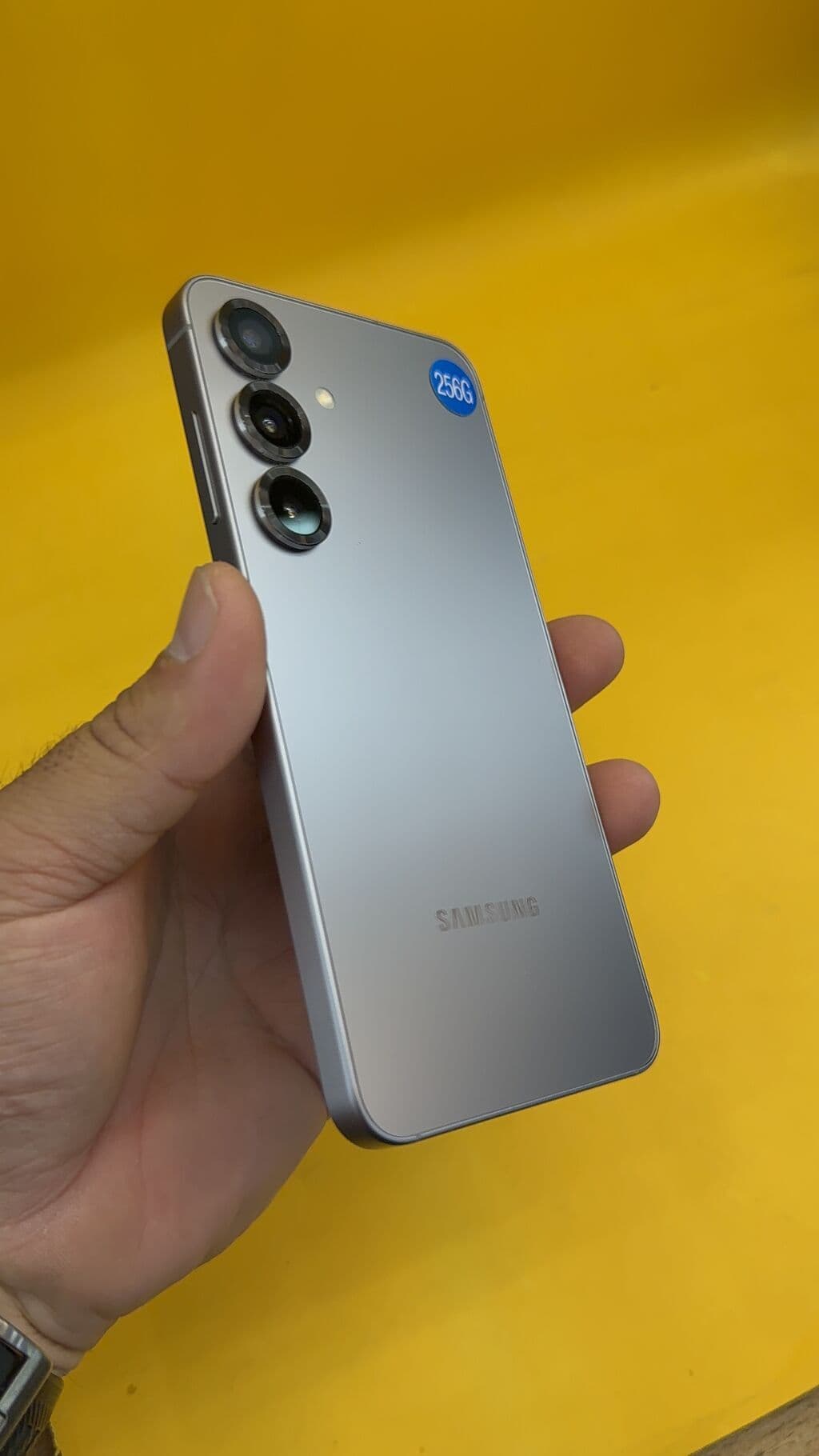 Samsung Galaxy S25, Б/у, 256 ГБ, 1 SIM, eSIM 2 из 11