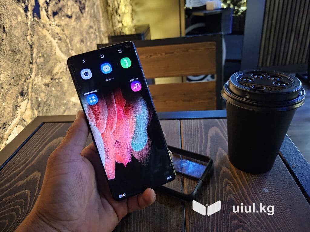Samsung Galaxy S21 Ultra, Б/у, 256 ГБ, цвет - Черный, 1 SIM, eSIM 7 из 19