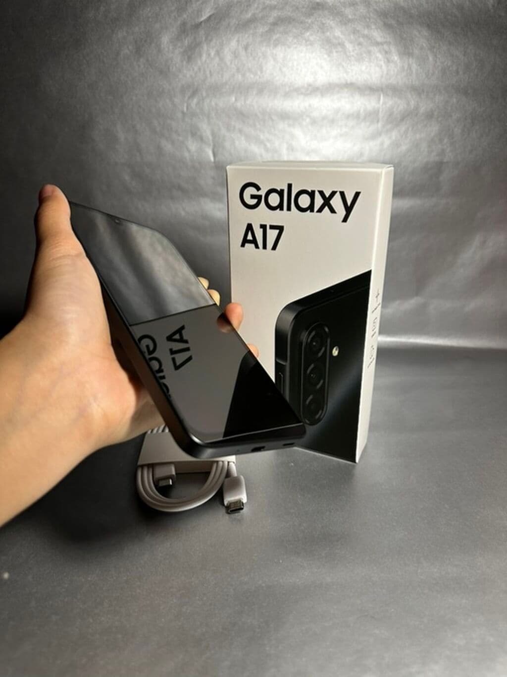 Samsung Galaxy A7, Новый, цвет - Черный, В рассрочку 6 из 8