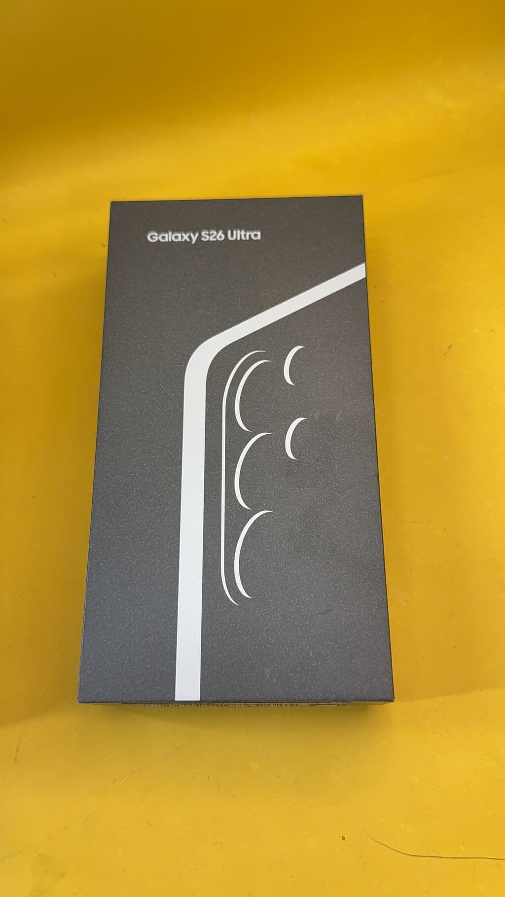Samsung Galaxy S26 Ultra, Б/у, 512 ГБ, 1 SIM, eSIM 2 из 16
