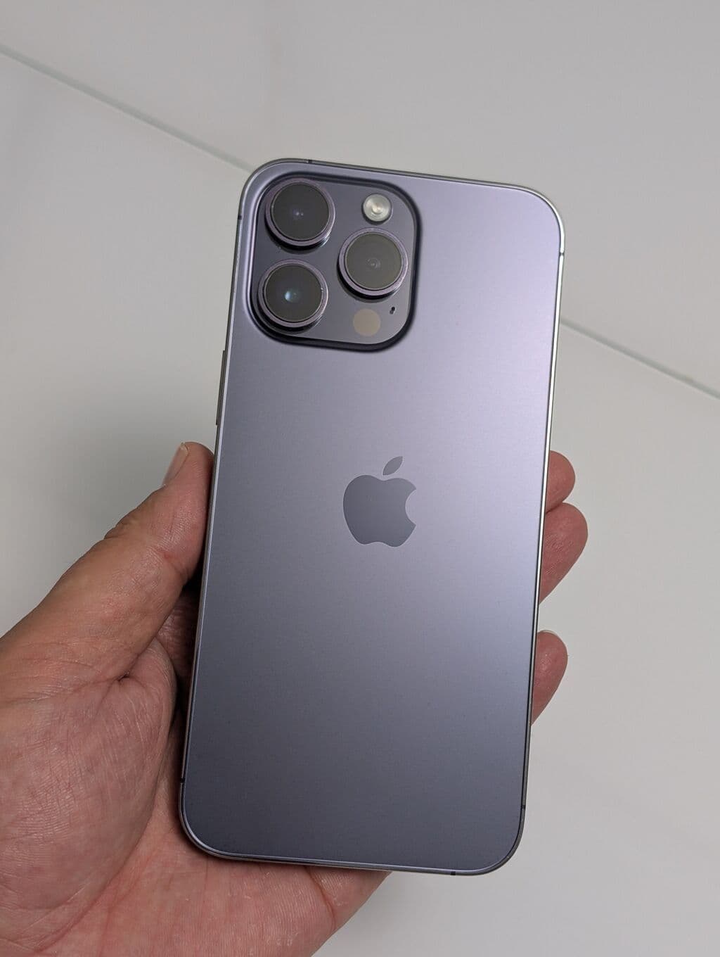 IPhone 14 Pro Max, Б/у, 256 ГБ, Deep Purple, Защитное стекло, Чехол, 81 % 8 из 14