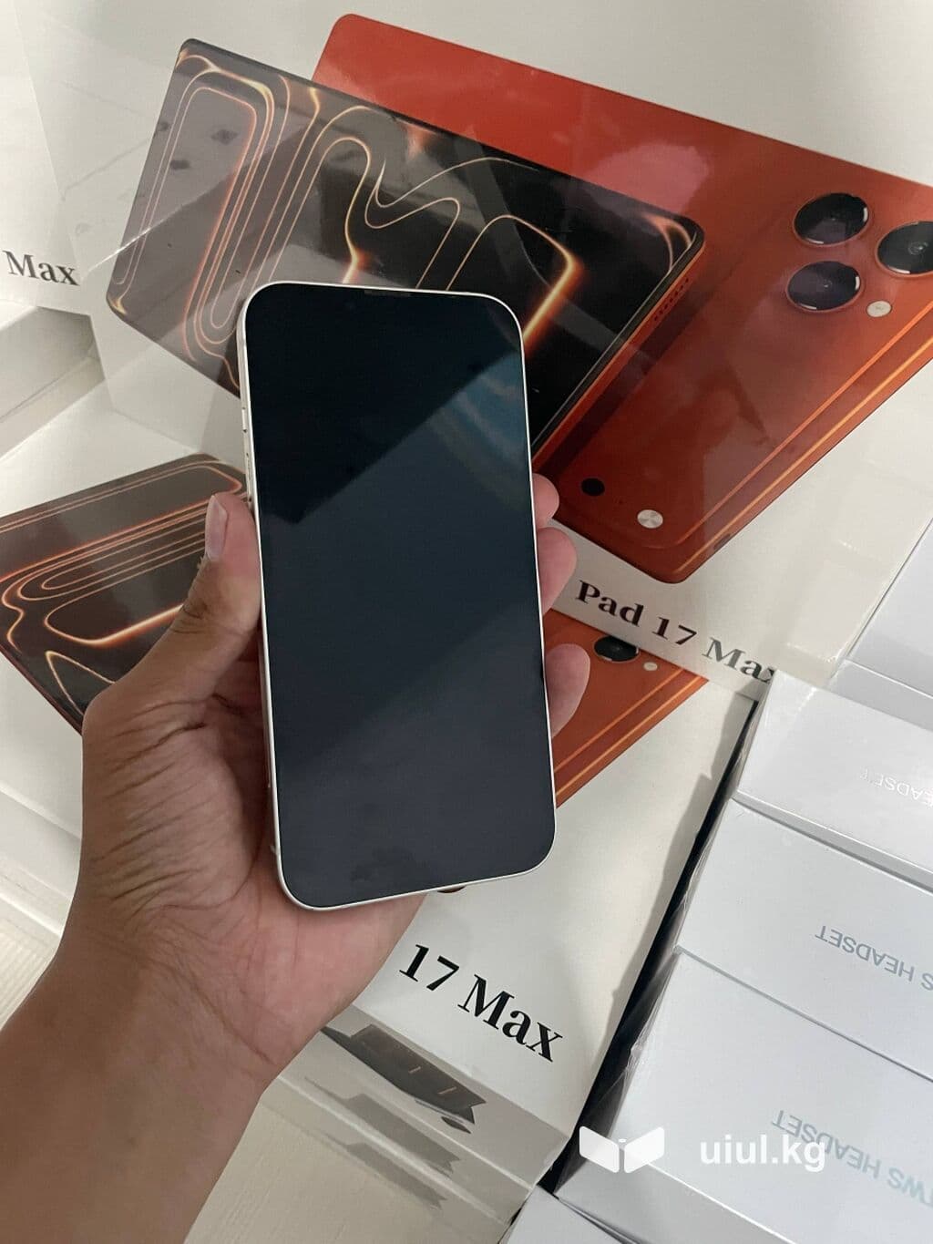 IPhone 13, Б/у, 128 ГБ, Белый, 92 % 2 из 9