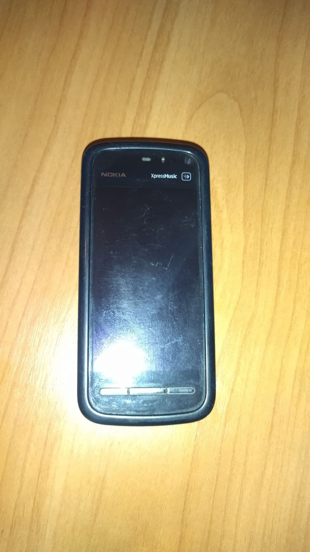 ПРОДАЮ NOKIA 5800 XpressMusic. Состояние рабочее. Из болячек : нужно 2 из 10