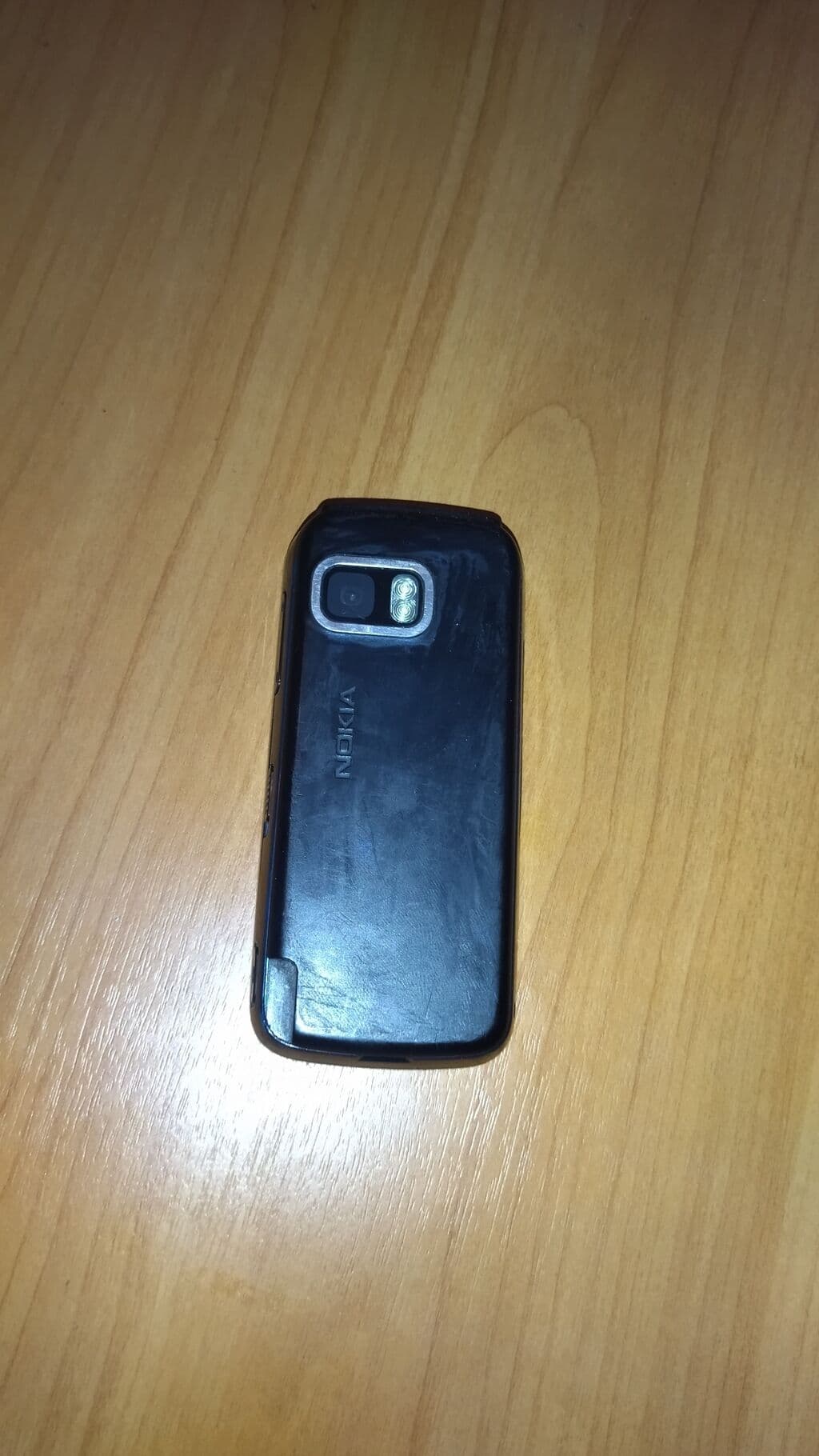 ПРОДАЮ NOKIA 5800 XpressMusic. Состояние рабочее. Из болячек : нужно 4 из 10