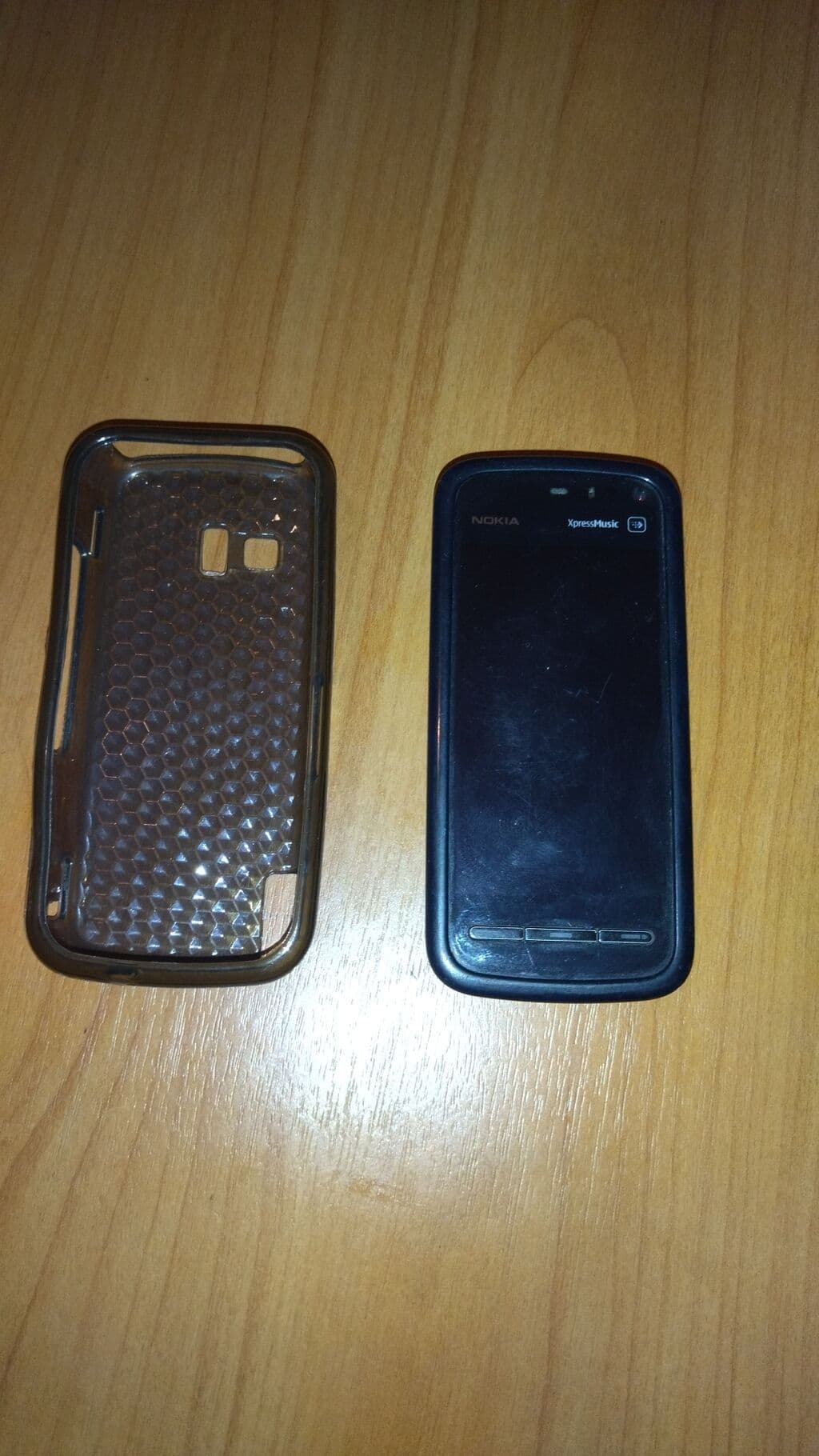 ПРОДАЮ NOKIA 5800 XpressMusic. Состояние рабочее. Из болячек : нужно 7 из 10