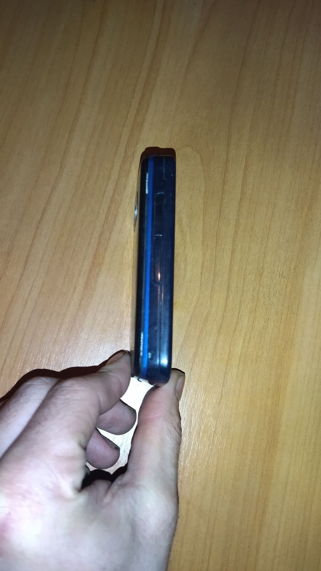 ПРОДАЮ NOKIA 5800 XpressMusic. Состояние рабочее. Из болячек : нужно 8 из 10