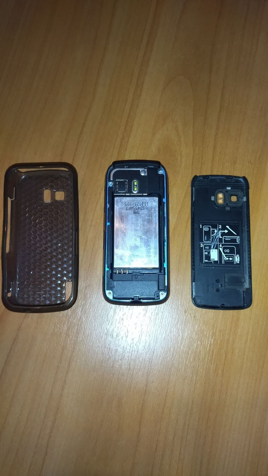 ПРОДАЮ NOKIA 5800 XpressMusic. Состояние рабочее. Из болячек : нужно 9 из 10
