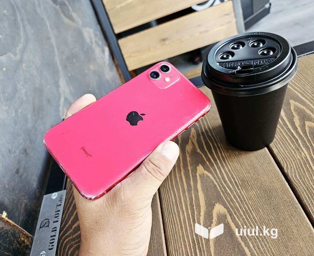 IPhone 11, Б/у, 128 ГБ, Красный, Чехол, 100 % 5 из 19
