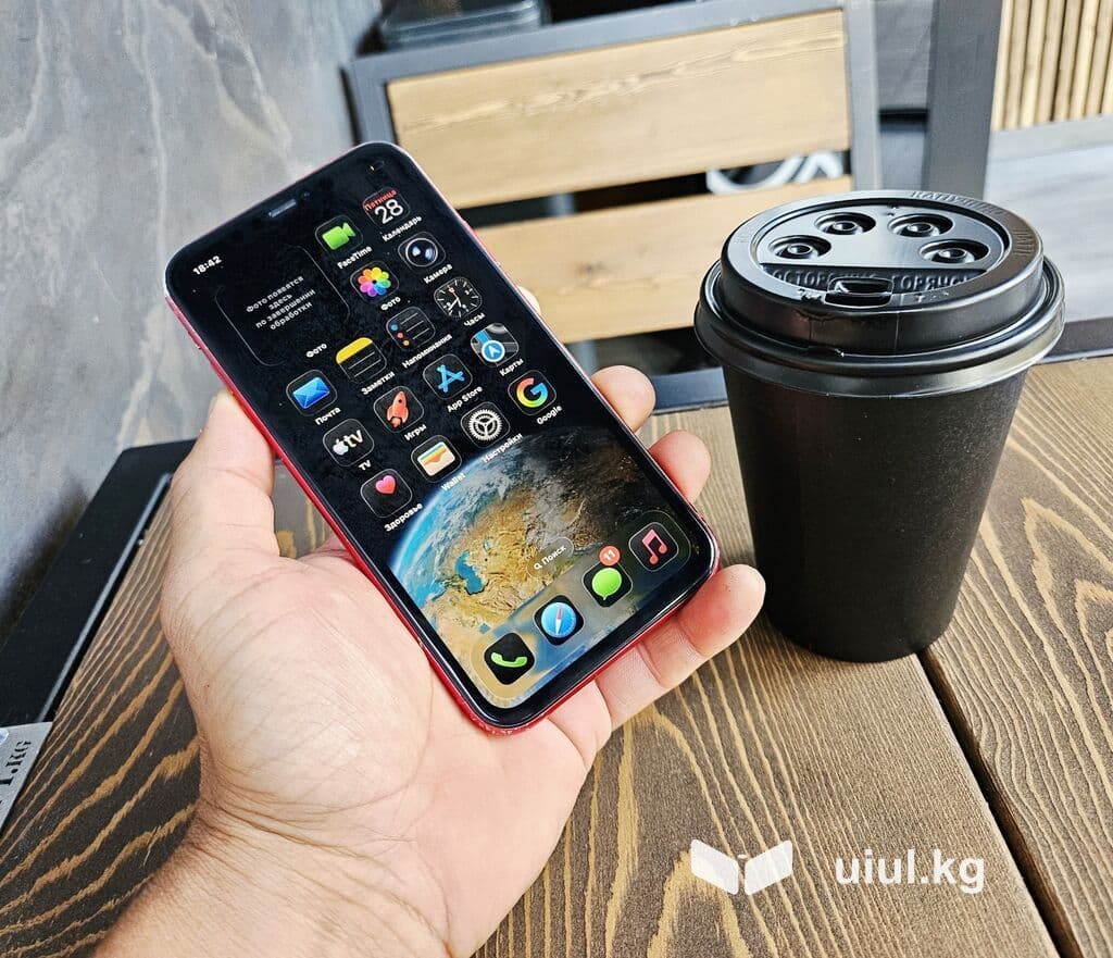 IPhone 11, Б/у, 128 ГБ, Красный, Чехол, 100 % 7 из 19