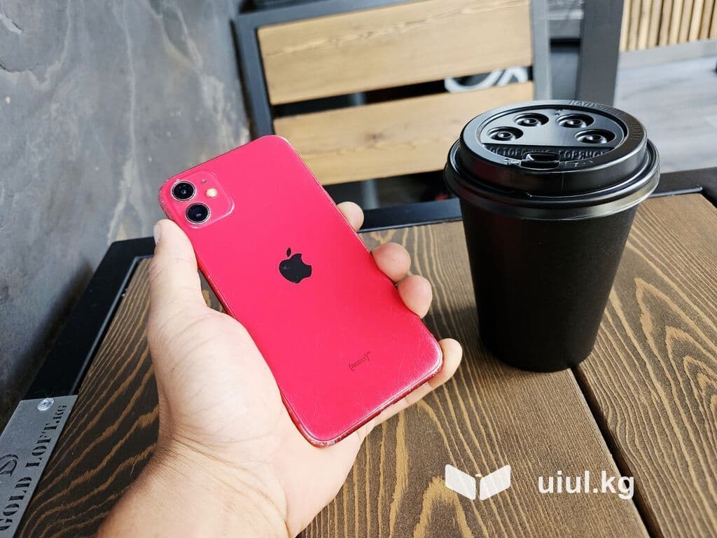 IPhone 11, Б/у, 128 ГБ, Красный, Чехол, 100 % 9 из 19