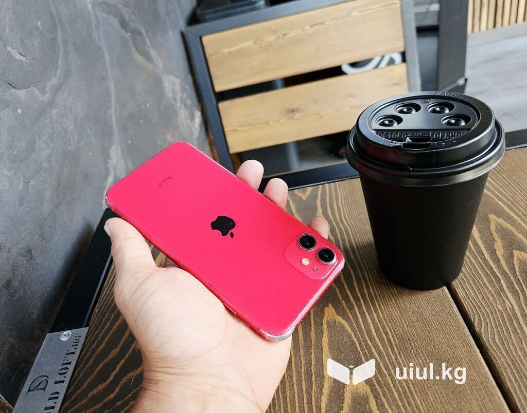IPhone 11, Б/у, 128 ГБ, Красный, Чехол, 100 % 13 из 19