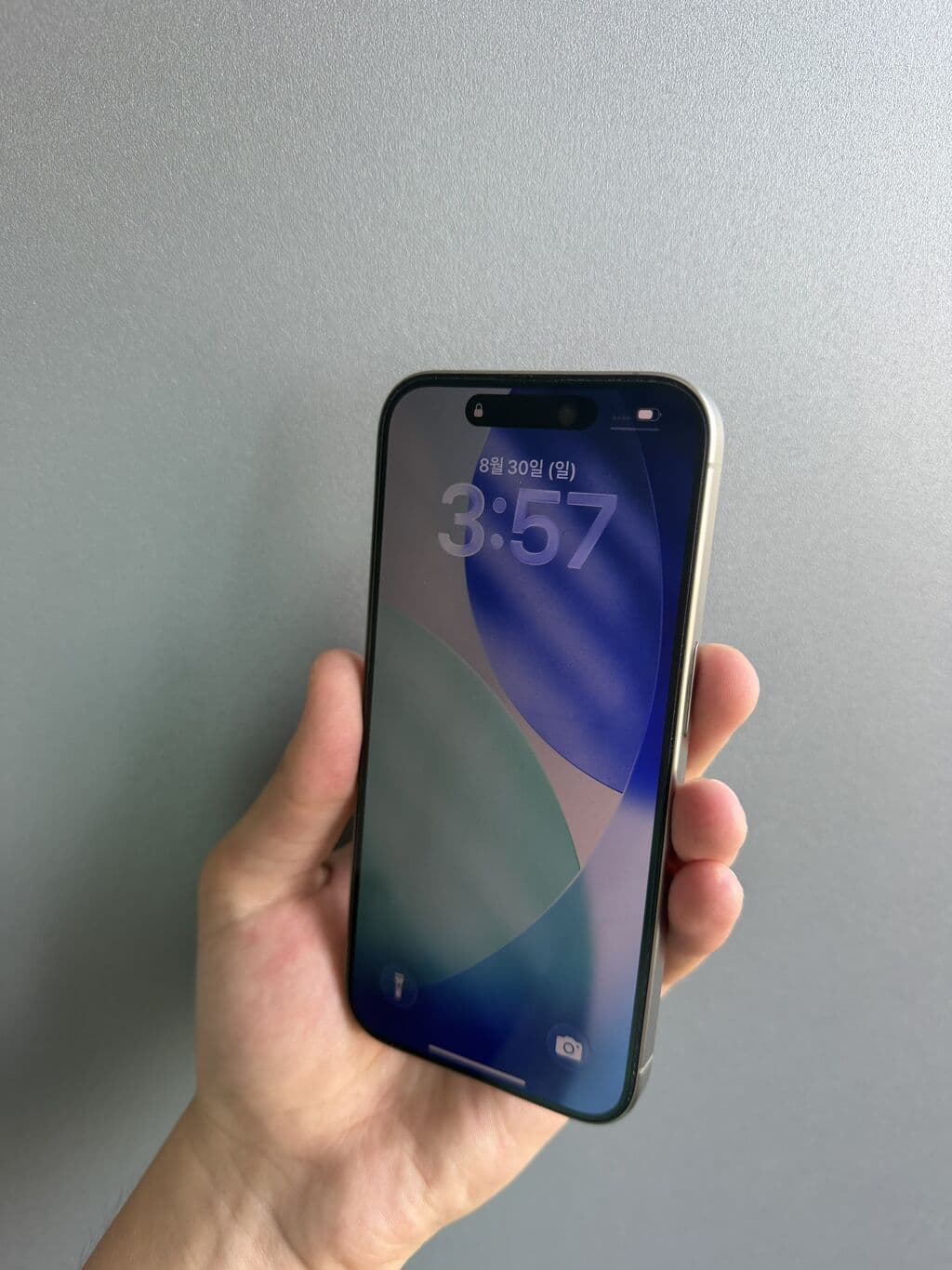 IPhone 15 Pro, Б/у, 256 ГБ, Natural Titanium, Защитное стекло, Чехол, Коробка, В рассрочку, 87 % 4 из 4