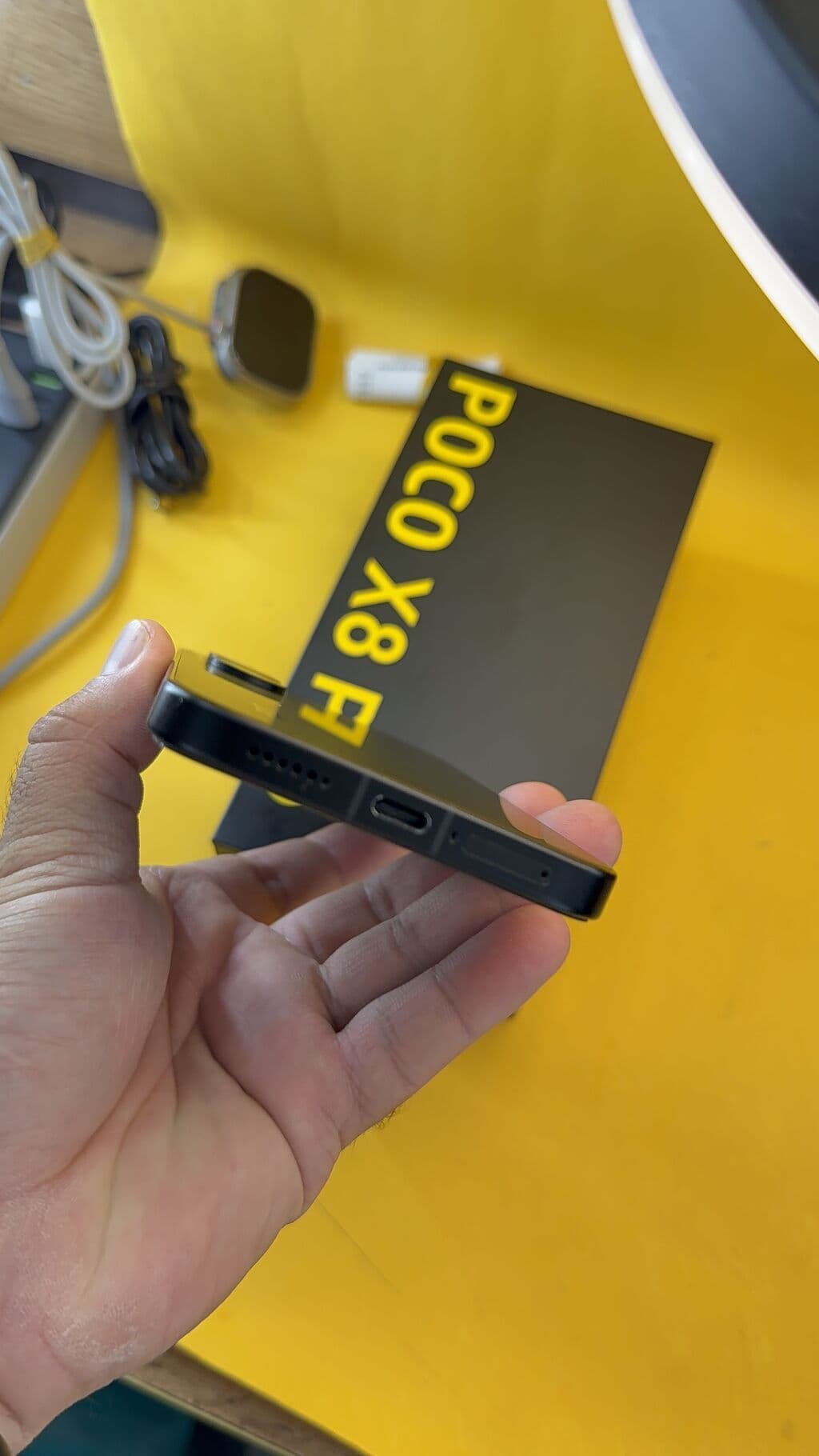 Poco X8 Pro, Б/у, 256 ГБ, 2 SIM 4 из 13