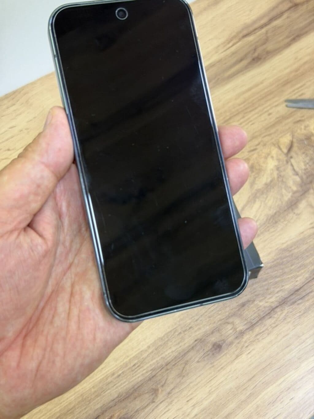 Google Pixel 9 Pro, Б/у, 256 ГБ, цвет - Серый, 2 SIM 7 из 7