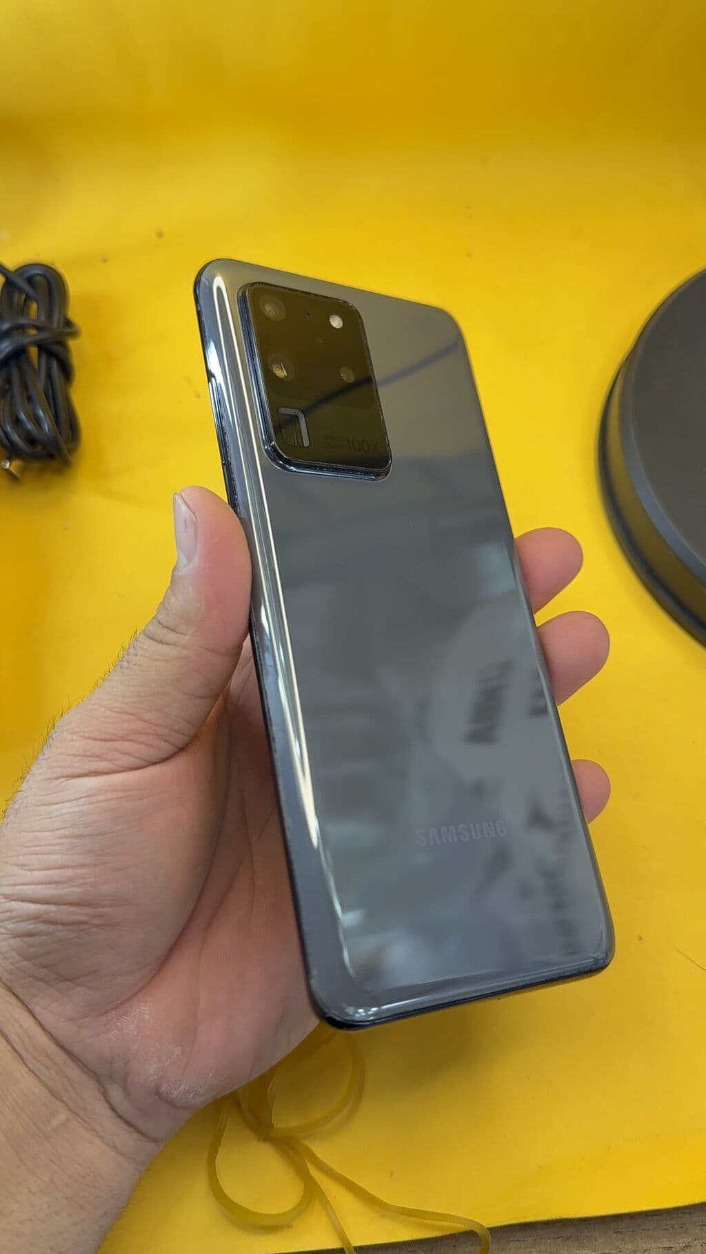 Samsung Galaxy S20 Ultra, Б/у, 128 ГБ, 2 SIM 2 из 20