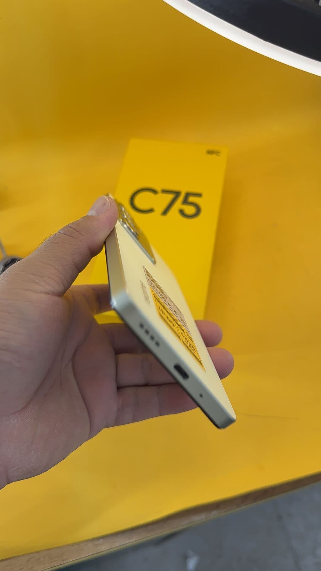 Realme C1, Б/у, 128 ГБ, 2 SIM 11 из 15