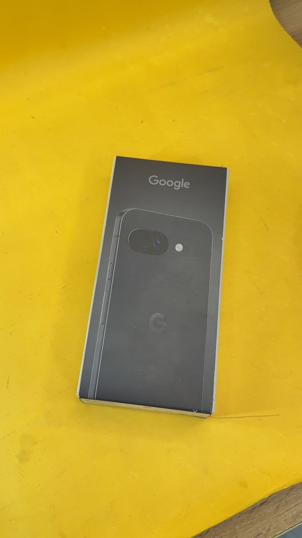 Google Pixel 9a, Б/у, 128 ГБ, 1 SIM, eSIM 1 из 12