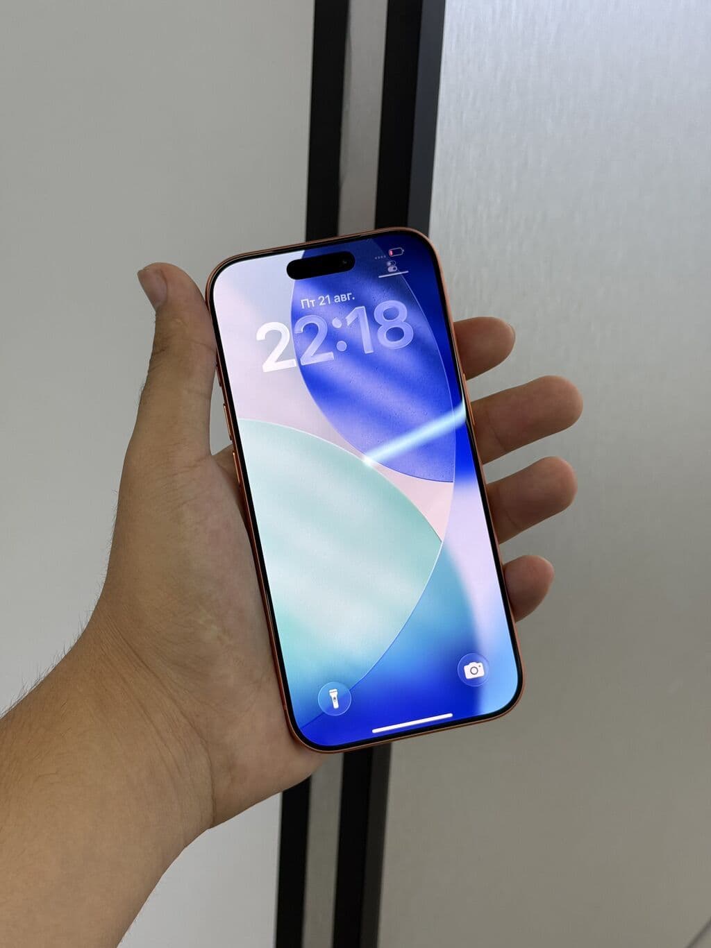 IPhone 17 Pro, Б/у, 256 ГБ, Оранжевый, Защитное стекло, Чехол, Коробка, В рассрочку, 100 % 4 из 6