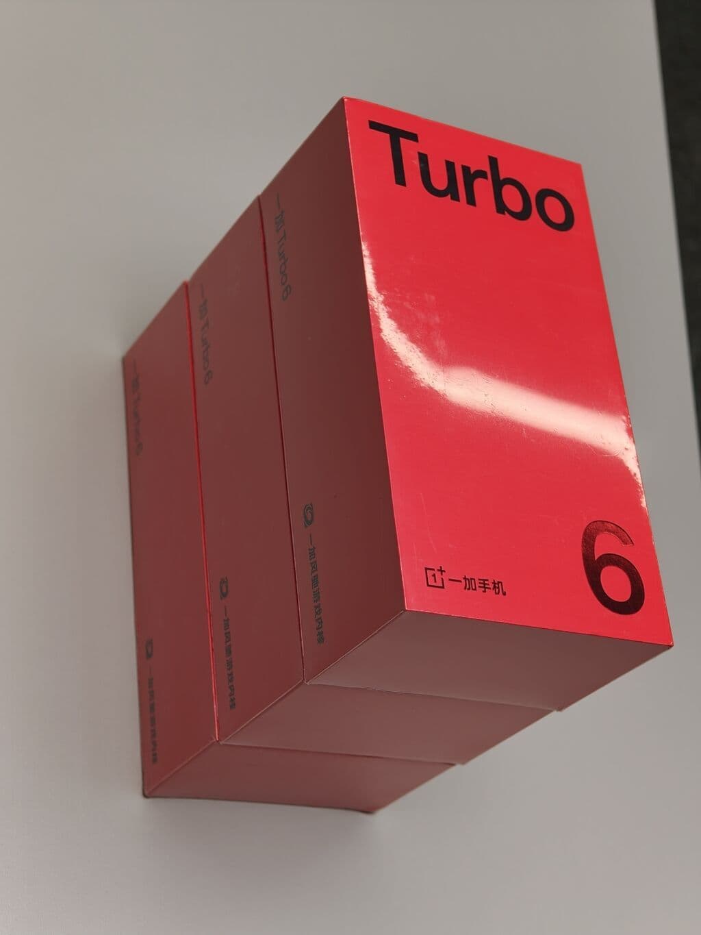 OnePlus Turbo 6, Новый, 256 ГБ, цвет - Черный, 2 SIM 2 из 3