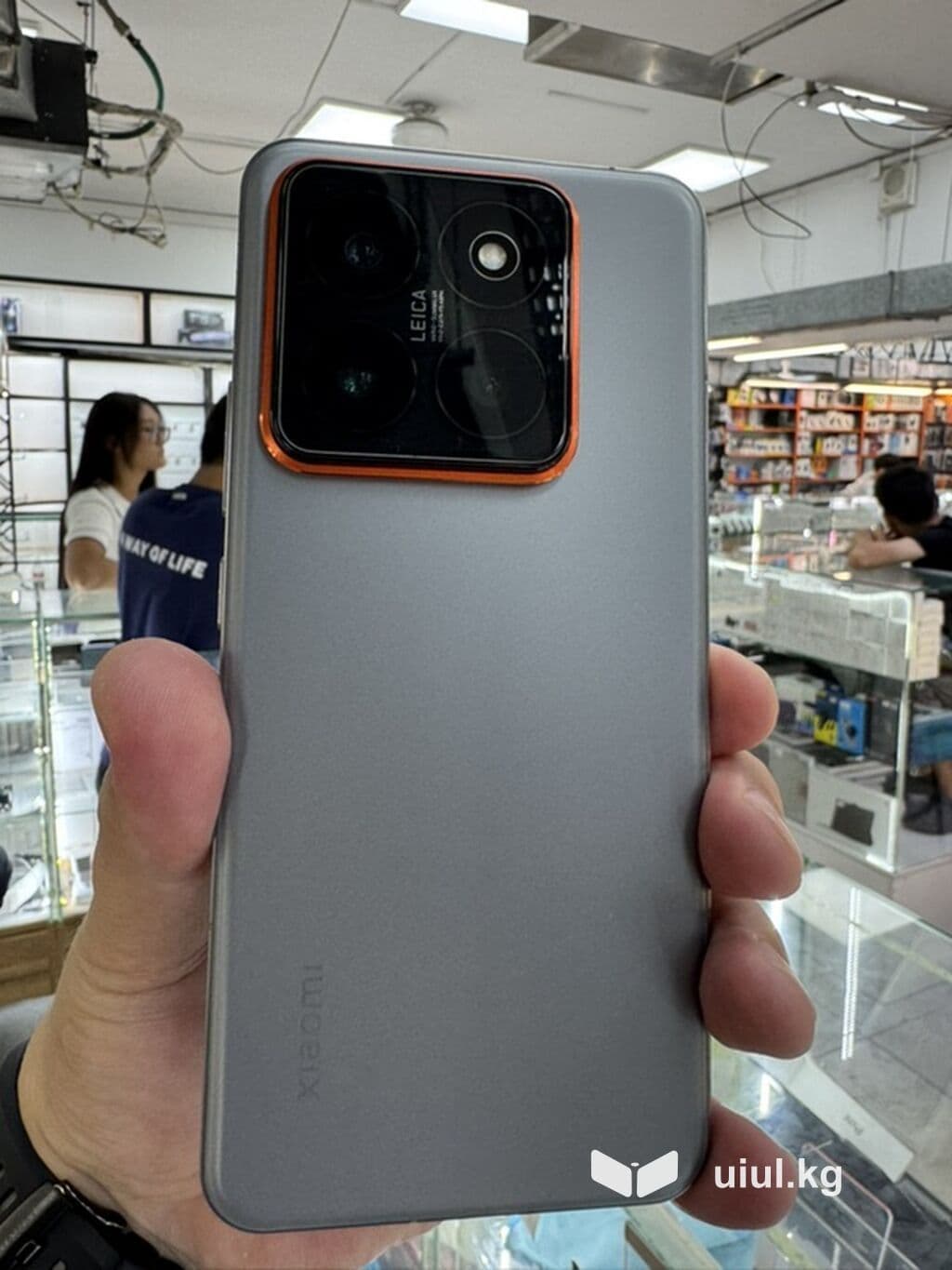 Смартфон Xiaomi 14 Pro Ti Основные характеристики: - Дисплей с