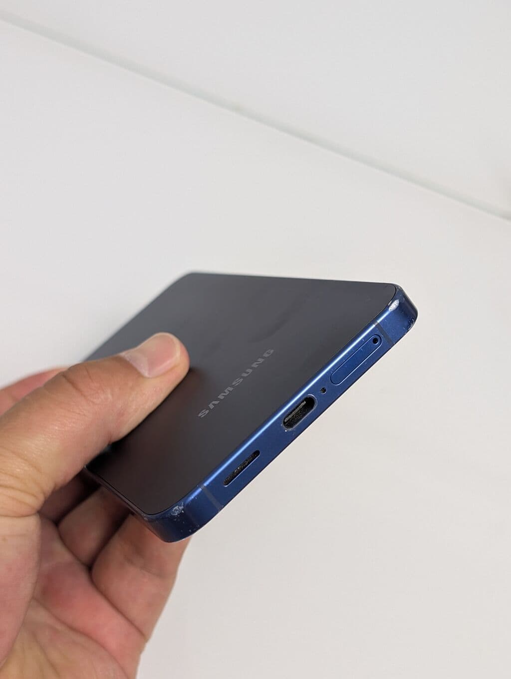 Samsung Galaxy S25+, Б/у, 256 ГБ, цвет - Синий, 2 SIM 6 из 13
