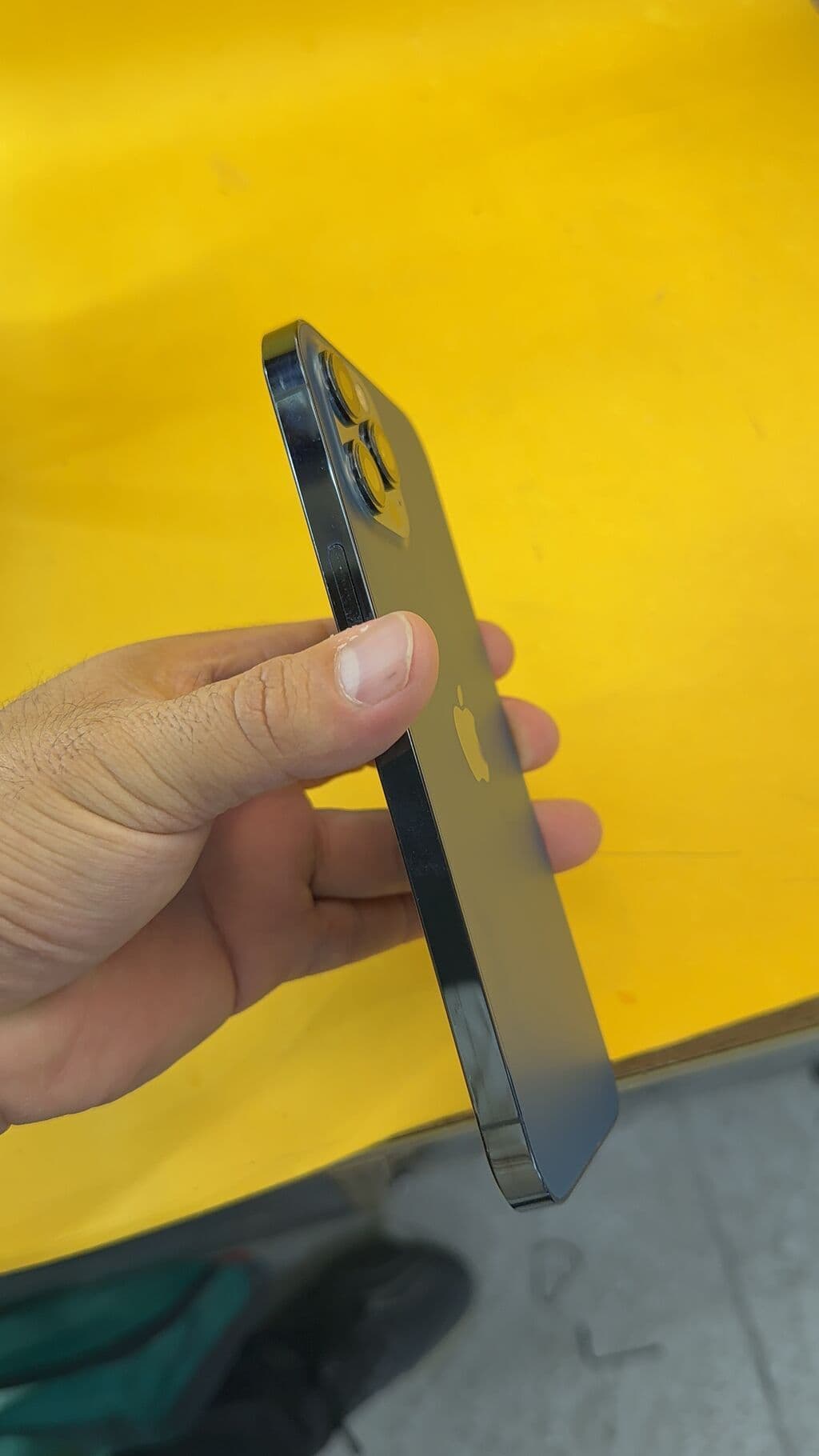 IPhone 12 Pro Max, Б/у, 256 ГБ, 100 % 3 из 15