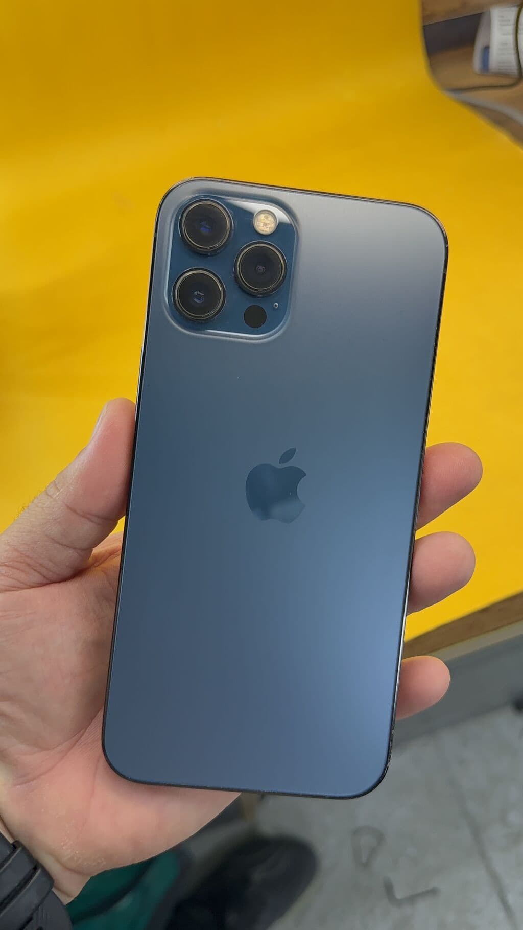IPhone 12 Pro Max, Б/у, 256 ГБ, 100 % 6 из 15