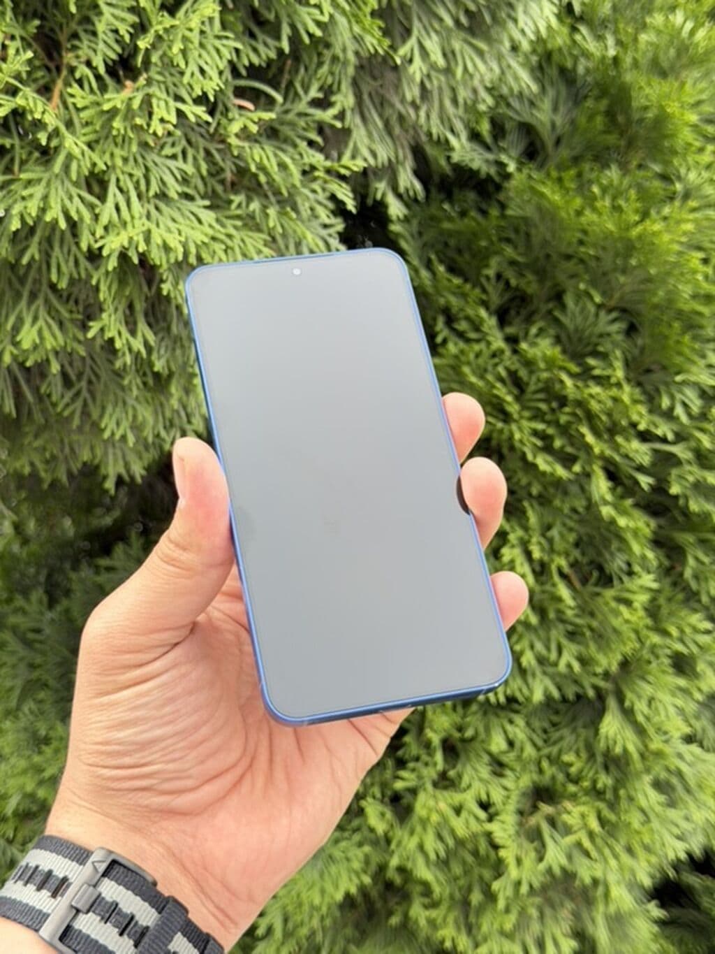 Samsung Galaxy S25, Б/у, 256 ГБ, цвет - Синий, В рассрочку 4 из 4