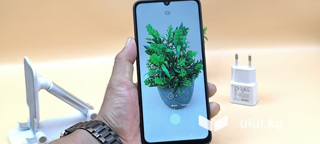 Redmi, Redmi 13C, Б/у, 128 ГБ, цвет - Черный, 2 SIM 4 из 5